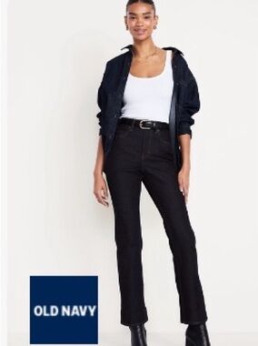 Old Navy Women's Boot-Cut Jeans in Black
